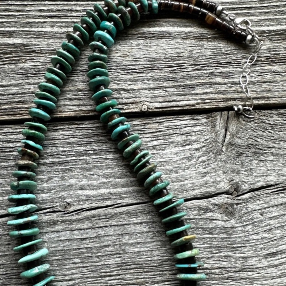 Sterling Silver Graduated Turquoise Heishi Bead Necklace 20 Inch - Picture 3 of 12